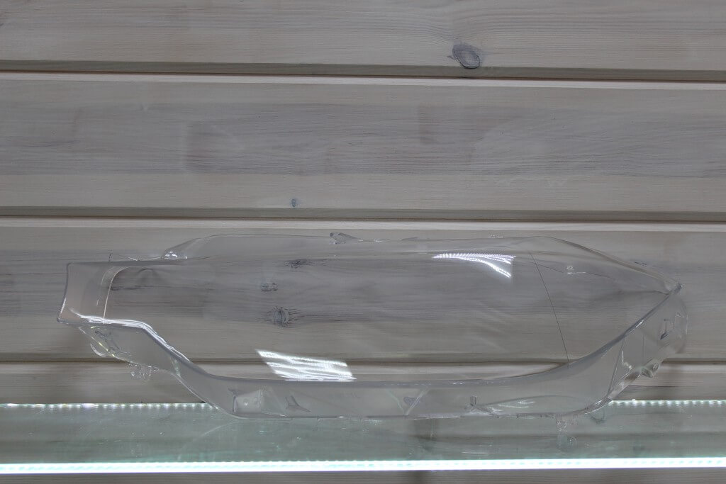 Стекло на левую фару для BMW 3 F30 F31 F80 2011-2015 дорестайлинг