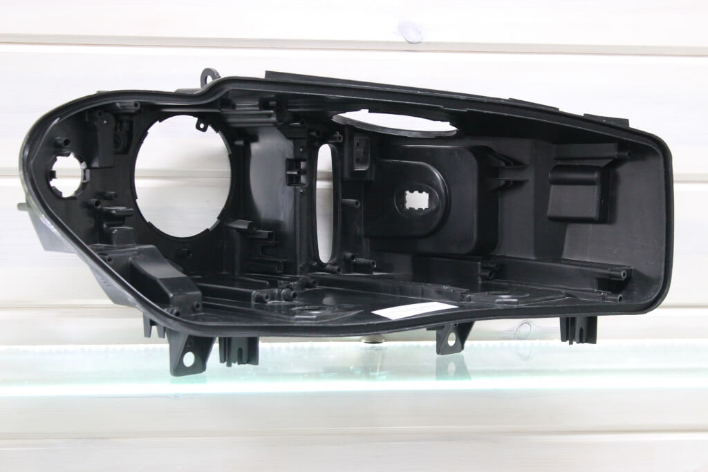 Корпус правой фары для BMW X5 F15 и X6 F16 2013-2018 xenon