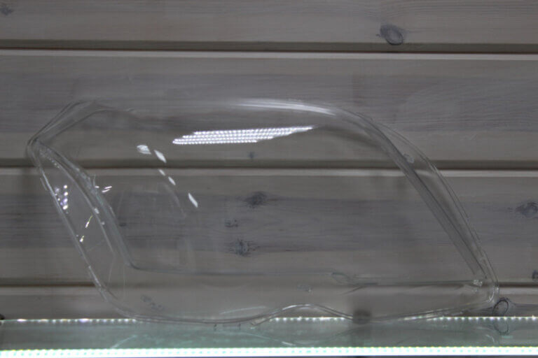 Стекло правой фары для Mercedes GLK X204 2008-2012 дорестайлинг
