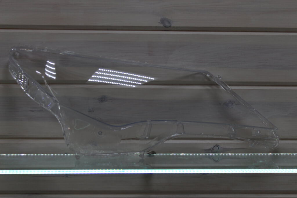Стекло правой фары для Toyota RAV 4 CA40 2012-2015 дорестайлинг
